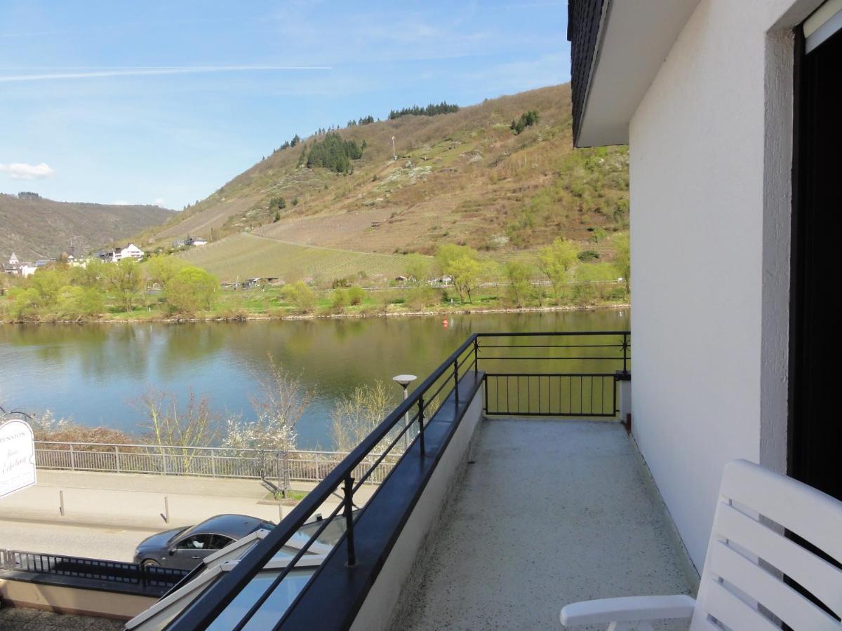 Hotel Haus Erholung Cochem Esterno foto