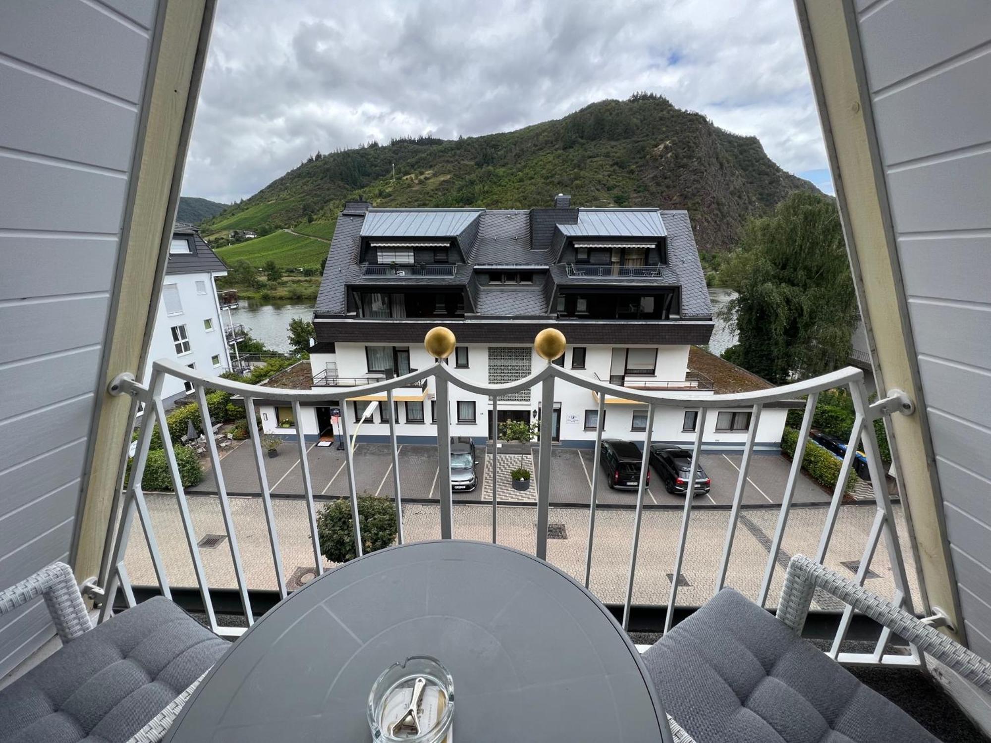 Hotel Haus Erholung Cochem Esterno foto