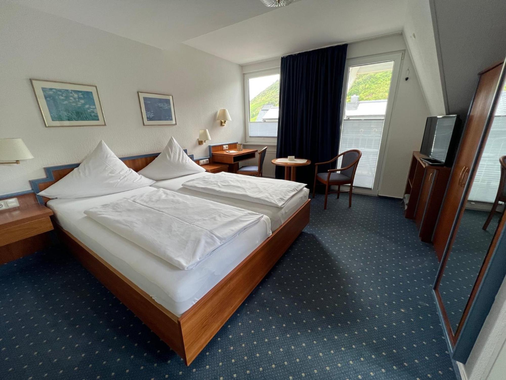 Hotel Haus Erholung Cochem Esterno foto